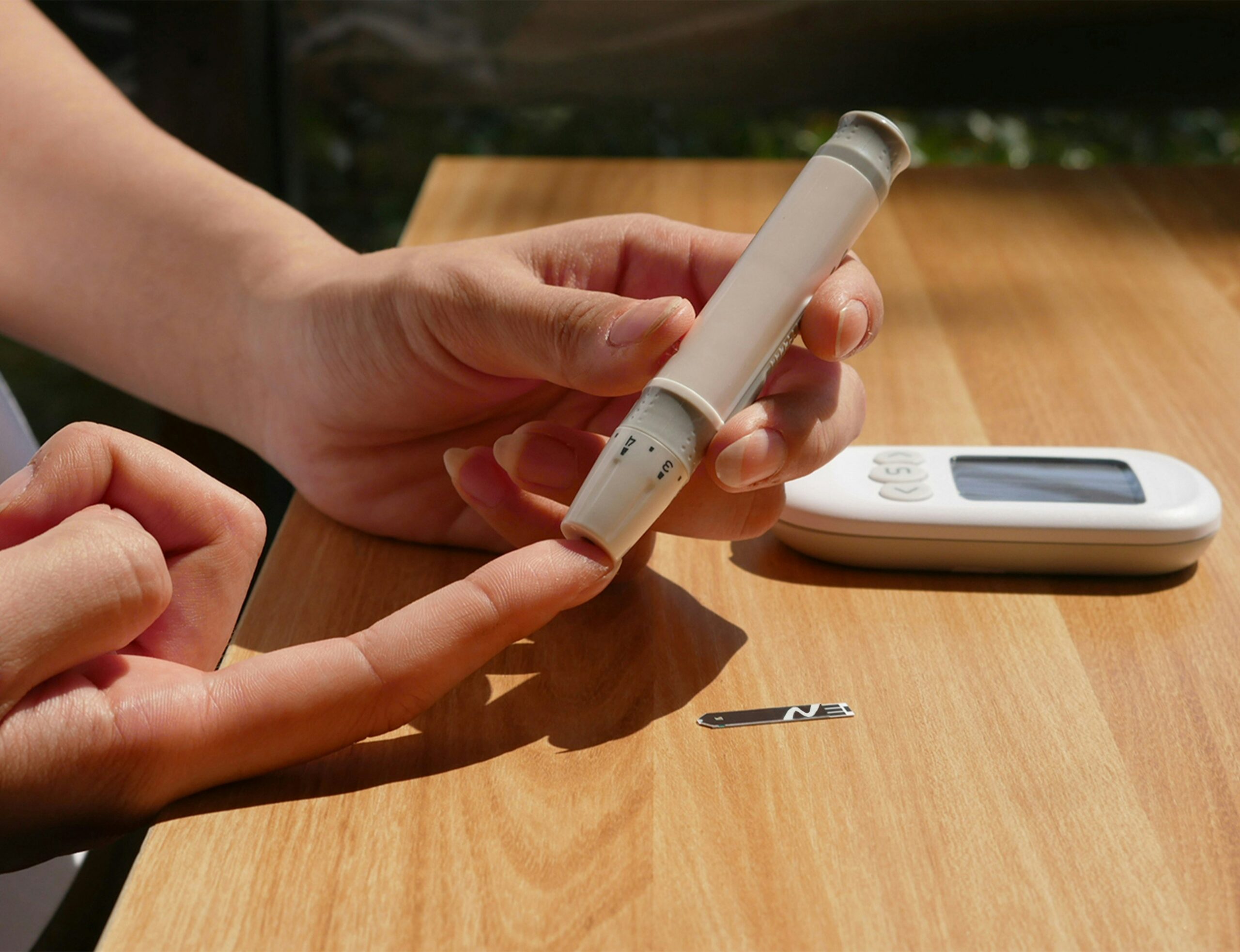 Who We Are & How Diabetic Health Guide Helps You Manage and Reverse Type 2 Diabetes Diabetic Health Guide - Helping patients manage and reverse Type 2 Diabetes